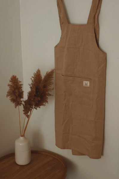 TABLIER EN LIN À DOS CROISÉ BEIGE